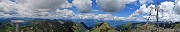 49 Panoramica dal Corno Stella verso  le Orobie Valtellinesi e le Alpi Retiche 